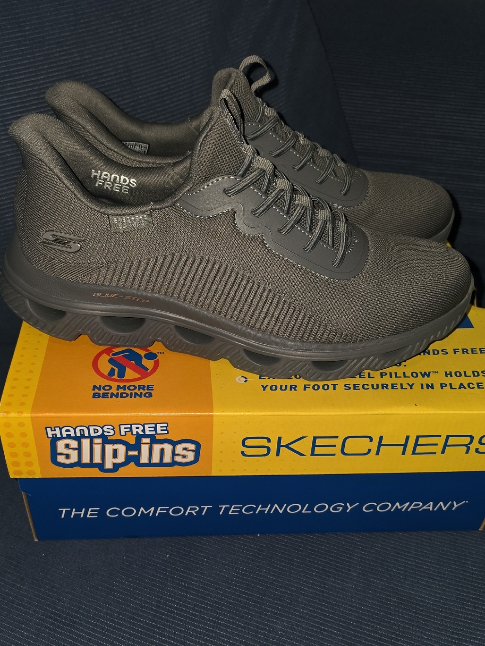 Skechers Women's Hands Free Slip-In Athletic Sneakers - Charcoal Gray **NEW**